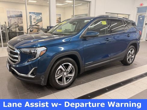 Used 2020 GMC Terrain SLT w/ Preferred Package image 3