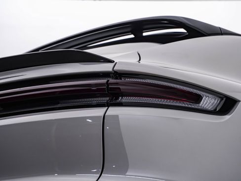 New 2026 Porsche Cayenne Turbo image 12