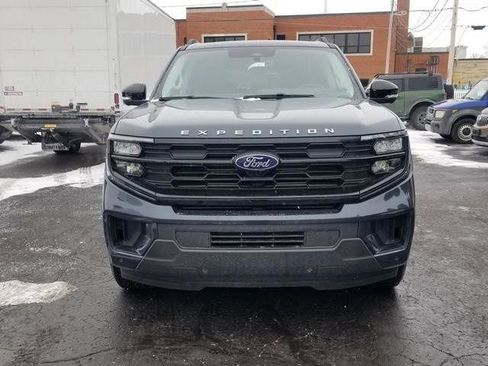 New 2026 Ford Expedition Active image 11