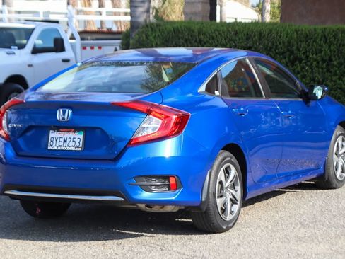 Used 2020 Honda Civic LX image 9