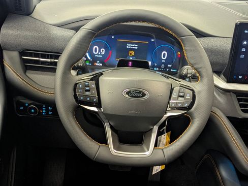 New 2026 Ford Explorer Tremor w/ Tremor Convenience Package image 15