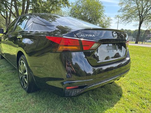Used 2021 Nissan Altima 2.5 S FWD image 25