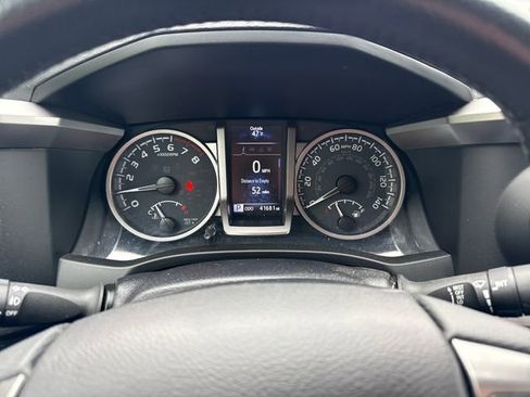 Certified 2021 Toyota Tacoma SR5 image 24