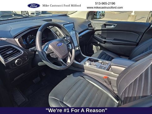 Certified 2024 Ford Edge SEL w/ Convenience Package AWD/4WD image 6