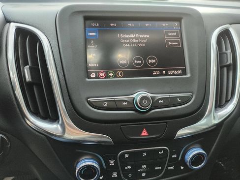 Used 2020 Chevrolet Equinox LT image 30