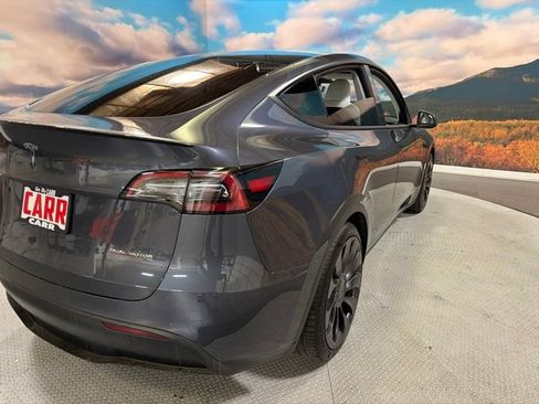 Used 2022 Tesla Model Y Performance AWD/4WD image 11