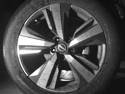 Used 2022 Nissan Rogue SL w/ SL Premium Package FWD image 11