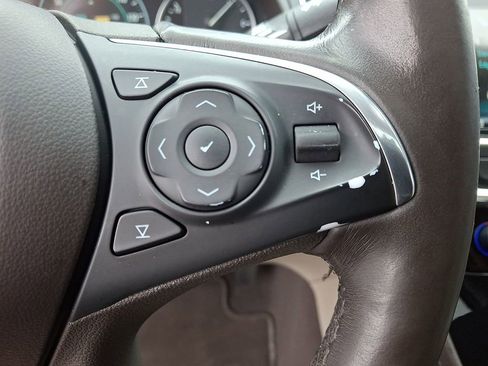 Certified 2019 Buick LaCrosse Essence w/ Sun and Shade Package image 22