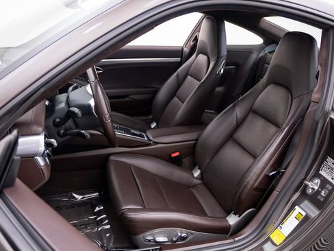 Used 2015 Porsche 911 Carrera 4S AWD/4WD image 19