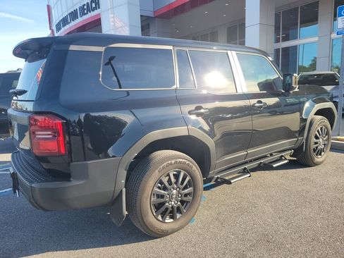 Used 2024 Toyota Land Cruiser Base image 4