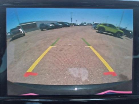 Used 2024 Chrysler Pacifica Limited FWD image 19