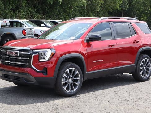 New 2026 GMC Terrain Elevation w/ Elevation Premium Package FWD image 2