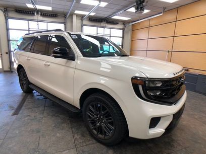 New 2026 Ford Expedition Max Platinum w/ Stealth Appearance Package