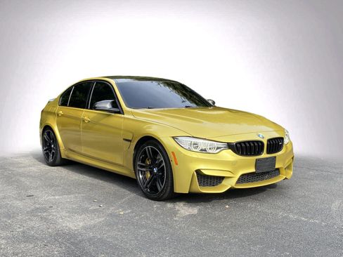 Used 2017 BMW M3 RWD image 2