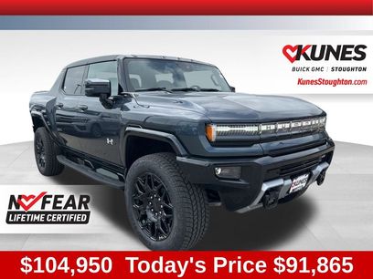 New 2025 GMC Hummer EV 2X w/ LPO, Dark Essentials Package