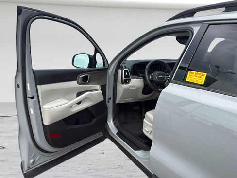 Used 2023 Kia Sorento X-Line EX AWD/4WD image 24