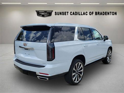 New 2026 Cadillac Escalade Luxury w/ Touring Package AWD/4WD image 4