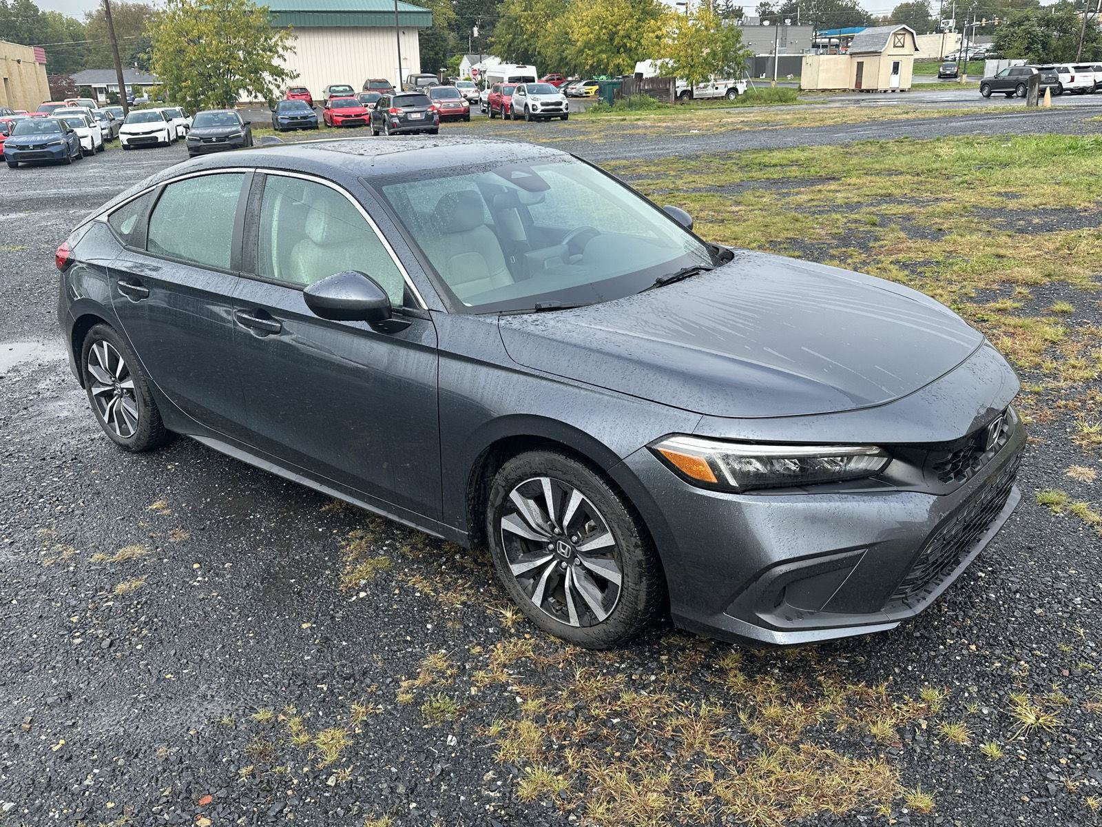 Used 2024 Honda Civic EX-L image 2