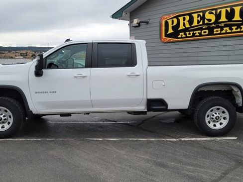 Used 2024 Chevrolet Silverado 3500 LT image 12