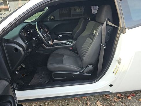 Used 2019 Dodge Challenger R/T Scat Pack image 9