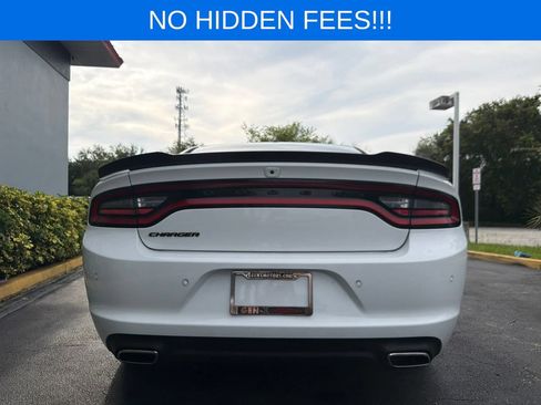 Used 2021 Dodge Charger SXT w/ Blacktop Package RWD image 6