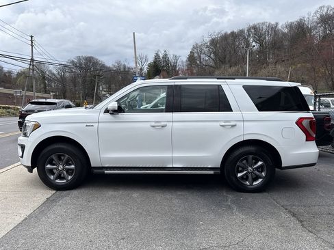 Used 2021 Ford Expedition XLT AWD/4WD image 4