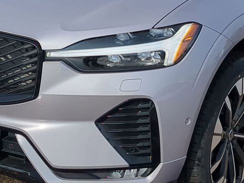 New 2026 Volvo XC60 B5 Plus w/ Protection Package Premier image 10