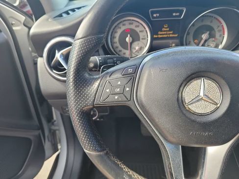 Used 2015 Mercedes-Benz GLA 250 4MATIC image 24