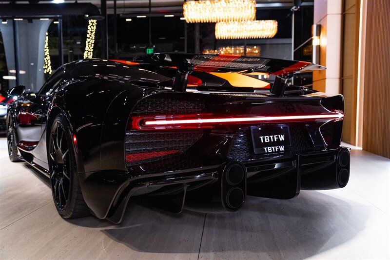 Used 2022 Bugatti Chiron Super Sport AWD/4WD image 50