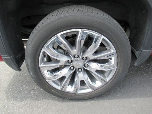 Certified 2024 GMC Sierra 1500 Denali w/ Denali Reserve Package RWD image 9