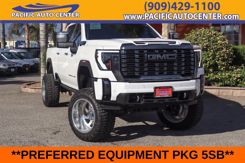 Used 2024 GMC Sierra 2500 Denali Ultimate AWD/4WD image 1