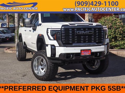 Used 2024 GMC Sierra 2500 Denali Ultimate AWD/4WD image 1