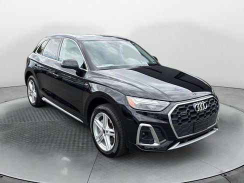 Used 2023 Audi Q5 e Premium Plus w/ Premium Plus Package AWD/4WD image 1