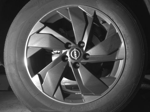 Used 2025 Nissan Rogue SV image 15