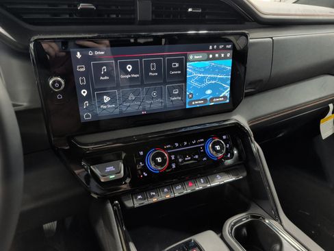 Used 2026 GMC Sierra 1500 AT4 w/ AT4 Premium Package AWD/4WD image 10