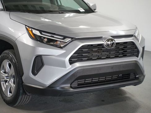 Certified 2025 Toyota RAV4 XLE image 4