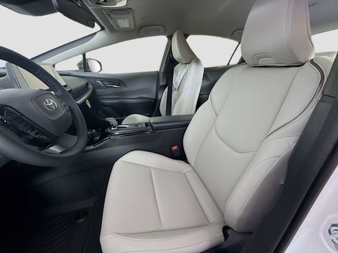 New 2026 Toyota Prius XLE image 12