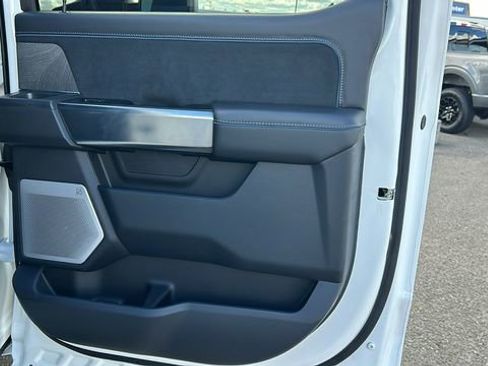 Certified 2025 Ford F450 Platinum w/ FX4 Off-Road Package image 12