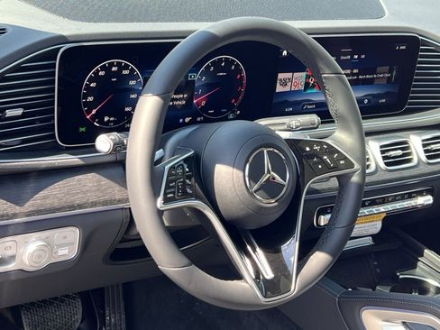 New 2026 Mercedes-Benz GLE 450 4MATIC image 14