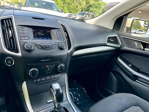 Used 2018 Ford Edge SEL w/ Cargo Accessory Package image 30