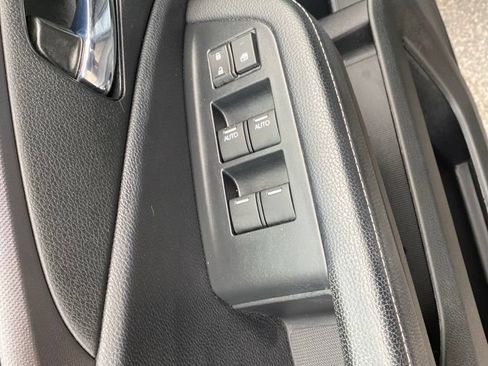 Used 2022 Honda Ridgeline RTL-E image 19