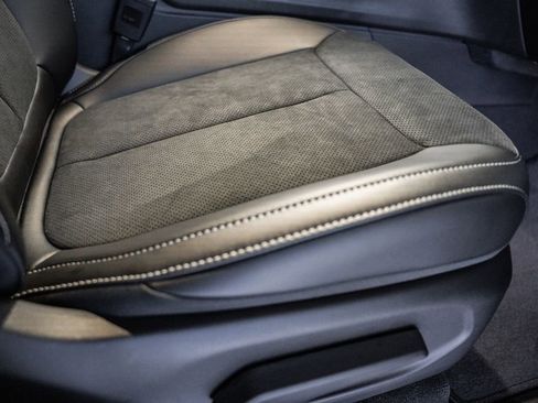 New 2025 Jeep Grand Cherokee image 33