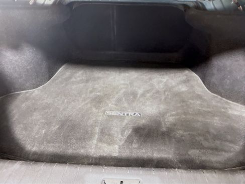 Used 2025 Nissan Sentra SR image 35