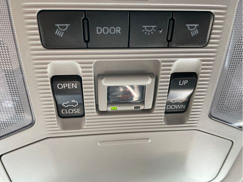 Certified 2023 Toyota RAV4 XLE Premium AWD/4WD image 28