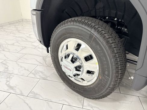 New 2026 GMC Sierra 3500 SLT w/ SLT Convenience Package image 34