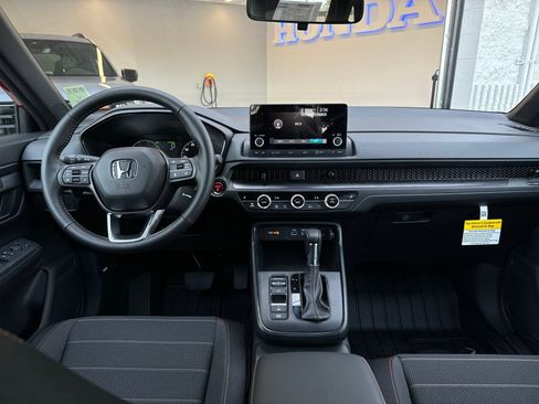 Used 2025 Honda CR-V Sport image 15