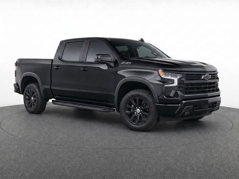 Used 2024 Chevrolet Silverado 1500 RST w/ Convenience Package II AWD/4WD image 2