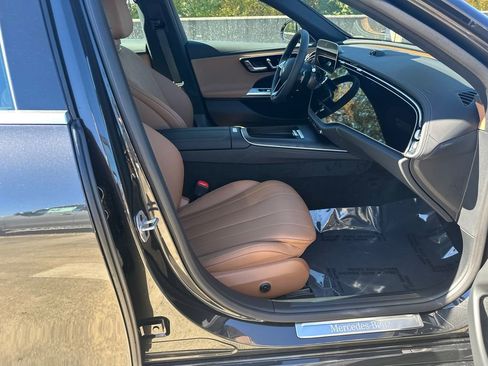 New 2026 Mercedes-Benz E 350 4MATIC Sedan image 14