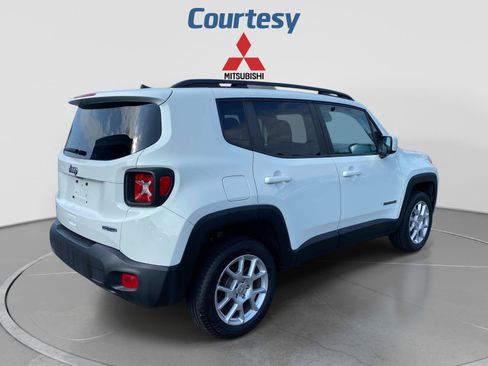 Used 2021 Jeep Renegade Latitude w/ Sun & Sound Group AWD/4WD image 7