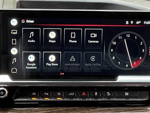 Used 2022 GMC Sierra 1500 Elevation w/ Elevation Premium Package AWD/4WD image 17